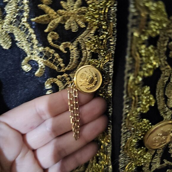 Cosplay Regency Blazer Black And Gold Embriodered Size Small-Medium Brooch Chain - Picture 4 of 10